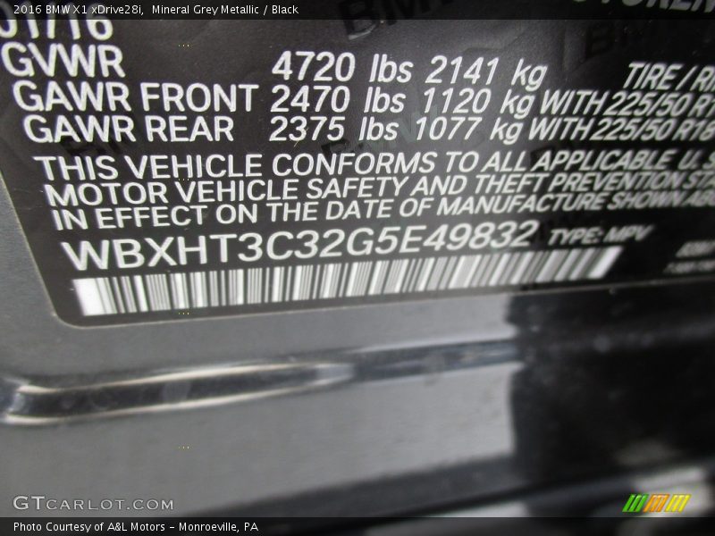 Mineral Grey Metallic / Black 2016 BMW X1 xDrive28i