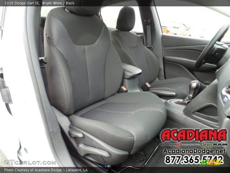 Bright White / Black 2016 Dodge Dart SE