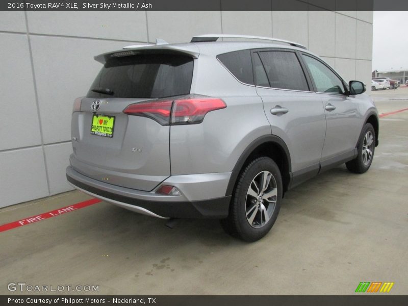 Silver Sky Metallic / Ash 2016 Toyota RAV4 XLE