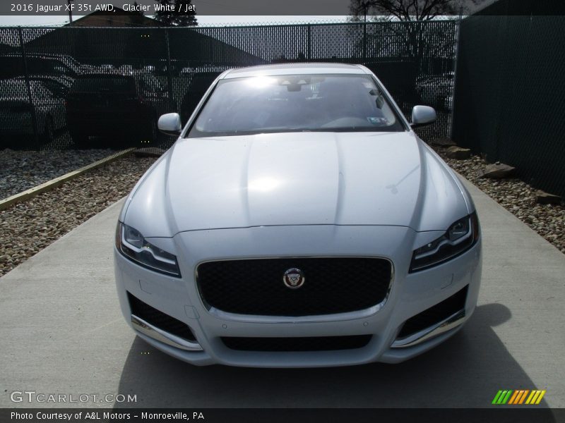 Glacier White / Jet 2016 Jaguar XF 35t AWD