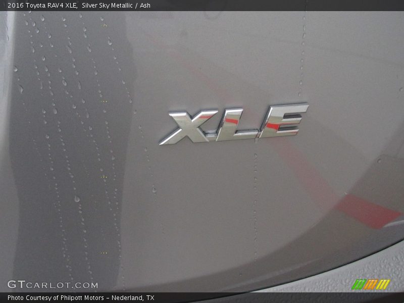 Silver Sky Metallic / Ash 2016 Toyota RAV4 XLE
