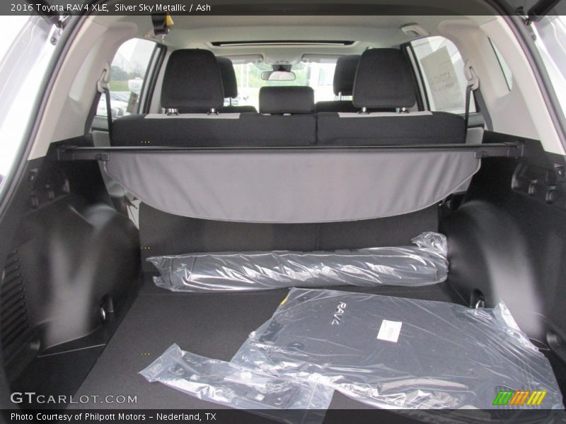 Silver Sky Metallic / Ash 2016 Toyota RAV4 XLE