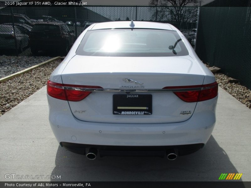 Glacier White / Jet 2016 Jaguar XF 35t AWD