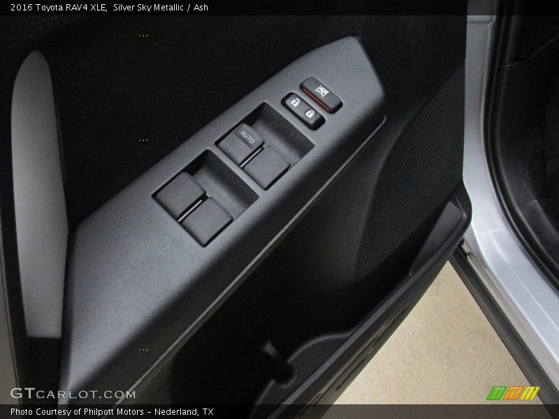 Silver Sky Metallic / Ash 2016 Toyota RAV4 XLE
