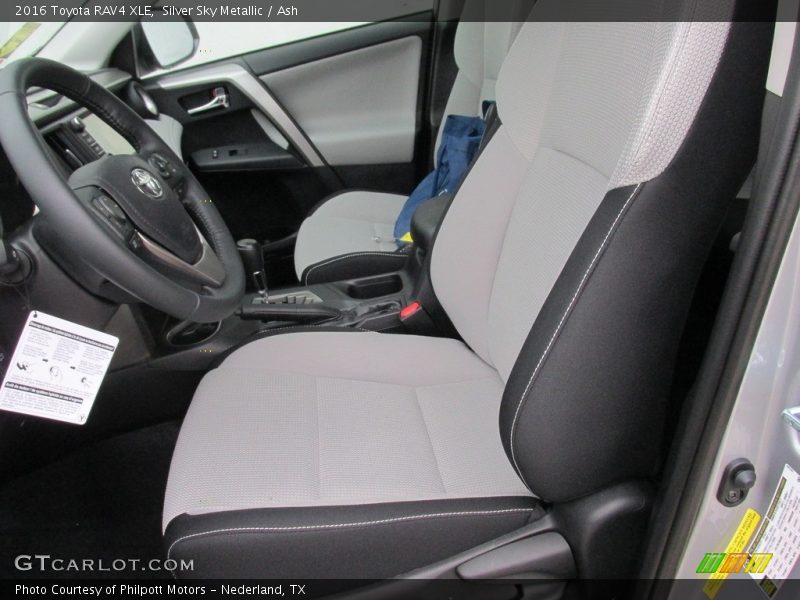 Silver Sky Metallic / Ash 2016 Toyota RAV4 XLE