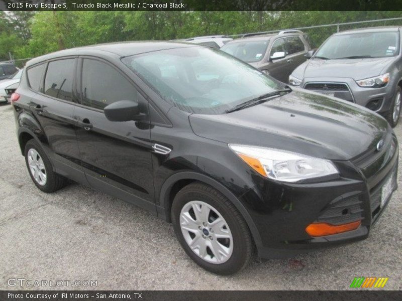 Tuxedo Black Metallic / Charcoal Black 2015 Ford Escape S