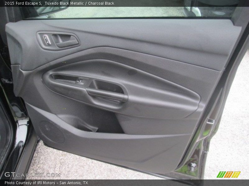 Tuxedo Black Metallic / Charcoal Black 2015 Ford Escape S