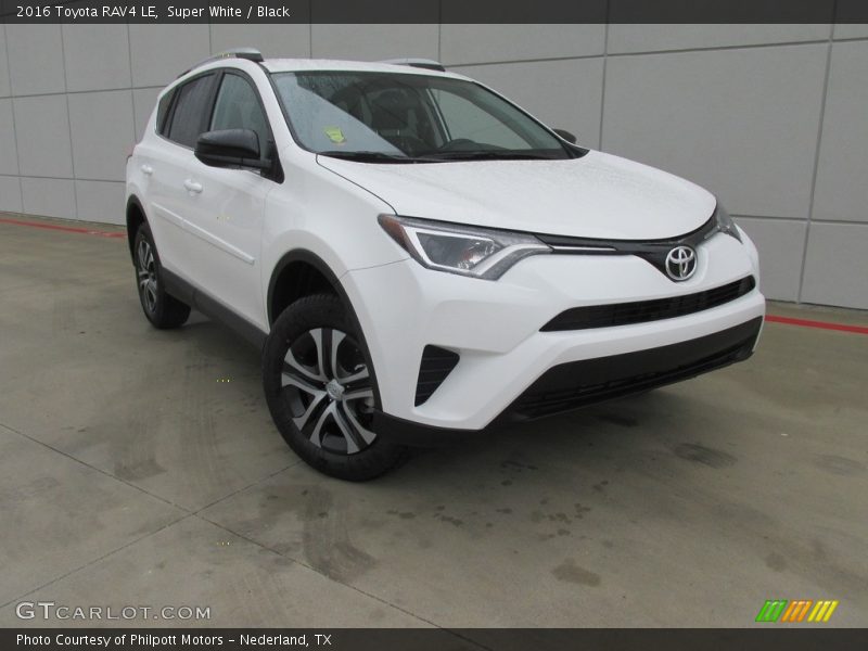 Super White / Black 2016 Toyota RAV4 LE