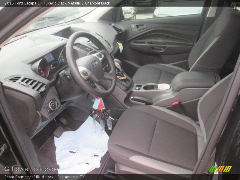 Tuxedo Black Metallic / Charcoal Black 2015 Ford Escape S
