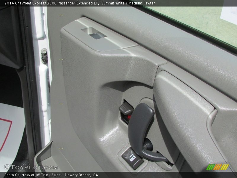 Summit White / Medium Pewter 2014 Chevrolet Express 3500 Passenger Extended LT