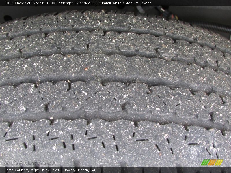 Summit White / Medium Pewter 2014 Chevrolet Express 3500 Passenger Extended LT