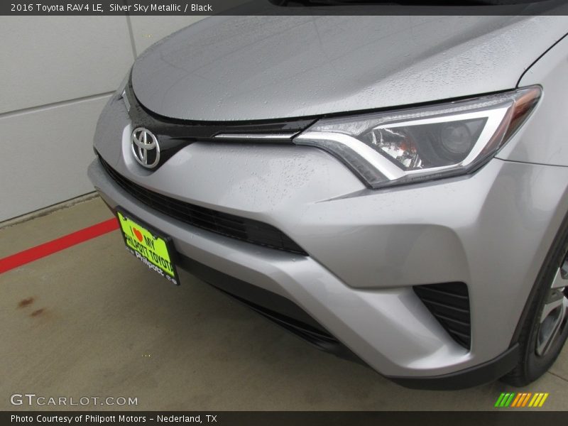 Silver Sky Metallic / Black 2016 Toyota RAV4 LE