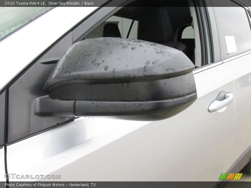 Silver Sky Metallic / Black 2016 Toyota RAV4 LE