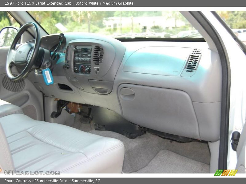 Oxford White / Medium Graphite 1997 Ford F150 Lariat Extended Cab