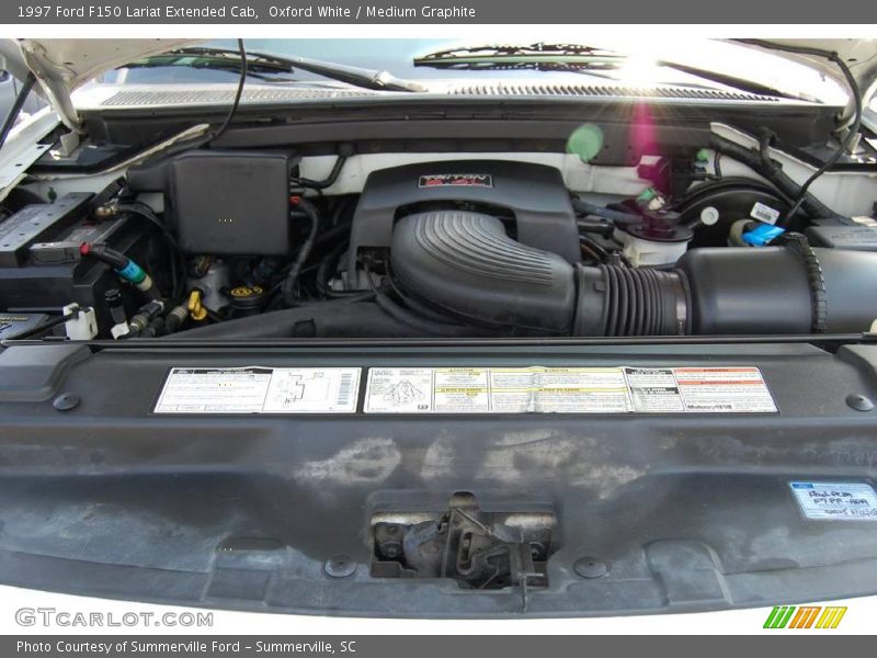 Oxford White / Medium Graphite 1997 Ford F150 Lariat Extended Cab