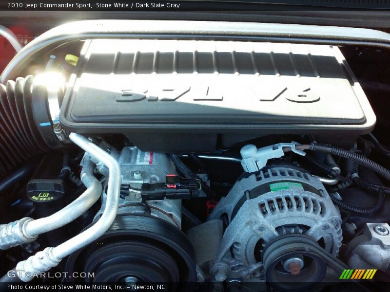 Stone White / Dark Slate Gray 2010 Jeep Commander Sport