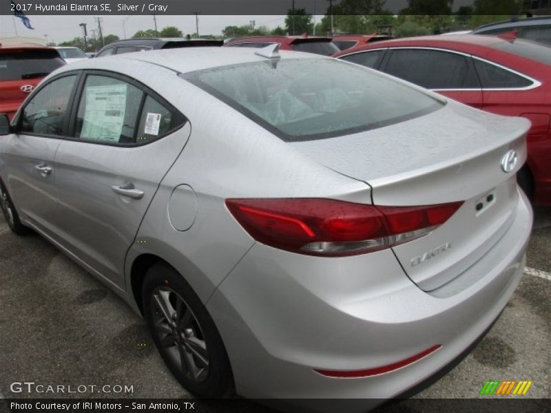 Silver / Gray 2017 Hyundai Elantra SE