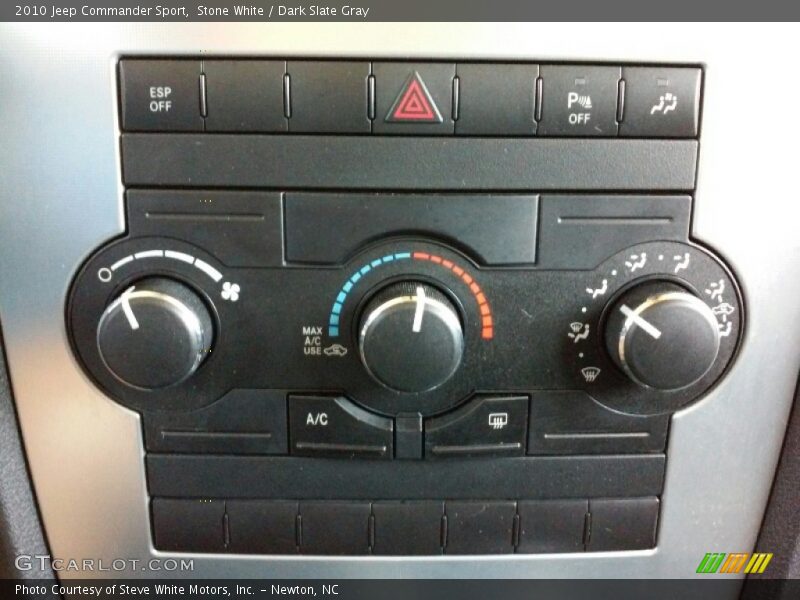 Stone White / Dark Slate Gray 2010 Jeep Commander Sport
