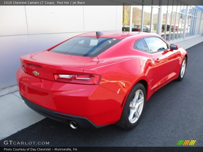 Red Hot / Jet Black 2016 Chevrolet Camaro LT Coupe