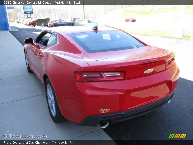 Red Hot / Jet Black 2016 Chevrolet Camaro LT Coupe