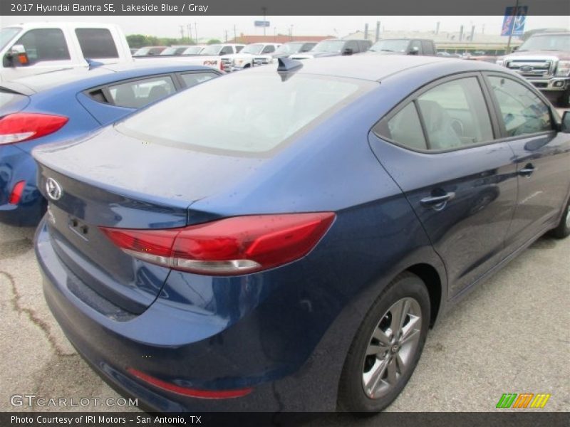 Lakeside Blue / Gray 2017 Hyundai Elantra SE