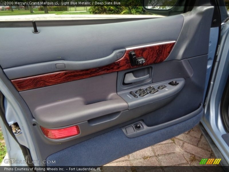 Door Panel of 2000 Grand Marquis LS