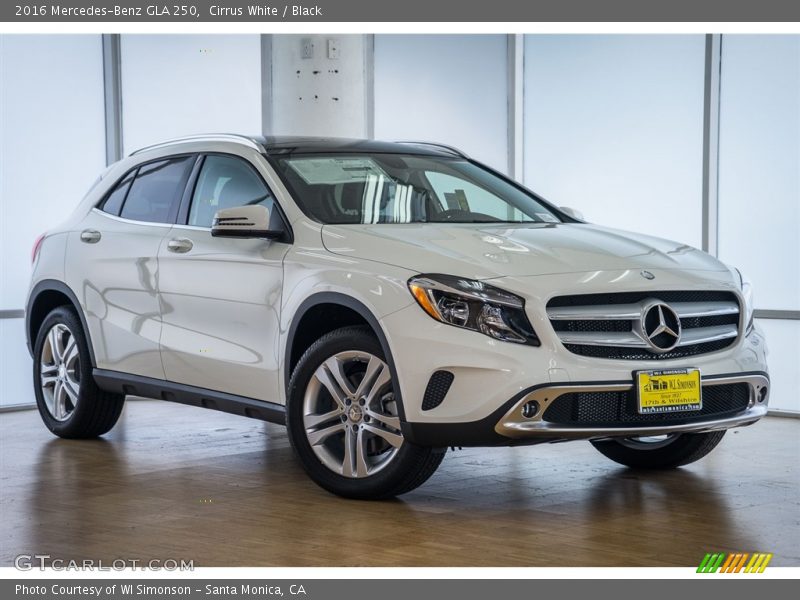 Cirrus White / Black 2016 Mercedes-Benz GLA 250