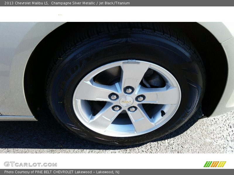 Champagne Silver Metallic / Jet Black/Titanium 2013 Chevrolet Malibu LS