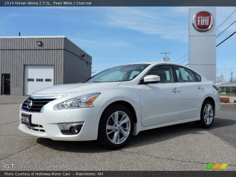 Pearl White / Charcoal 2014 Nissan Altima 2.5 SL