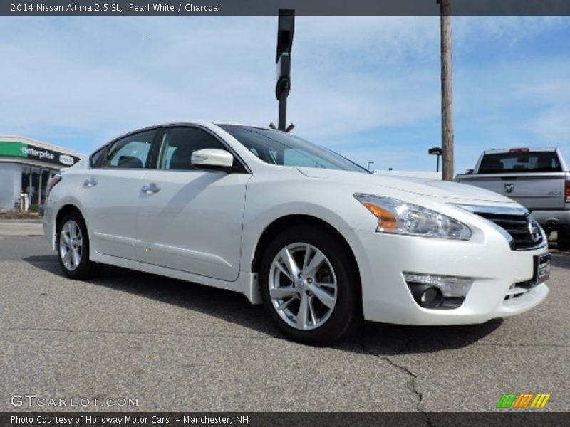 Pearl White / Charcoal 2014 Nissan Altima 2.5 SL