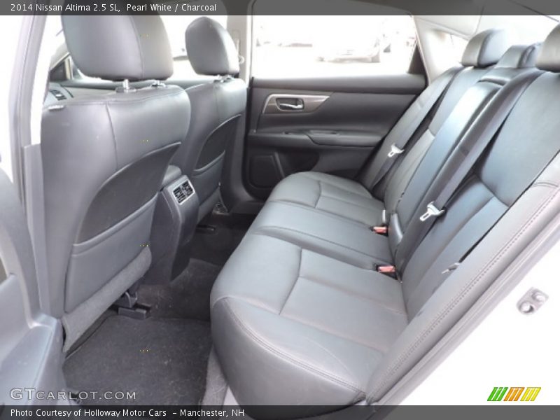 Pearl White / Charcoal 2014 Nissan Altima 2.5 SL