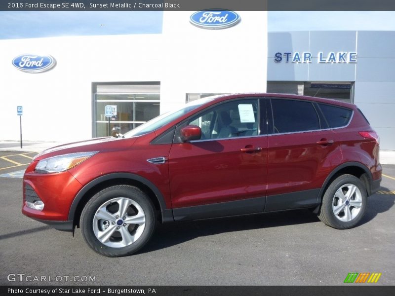 Sunset Metallic / Charcoal Black 2016 Ford Escape SE 4WD