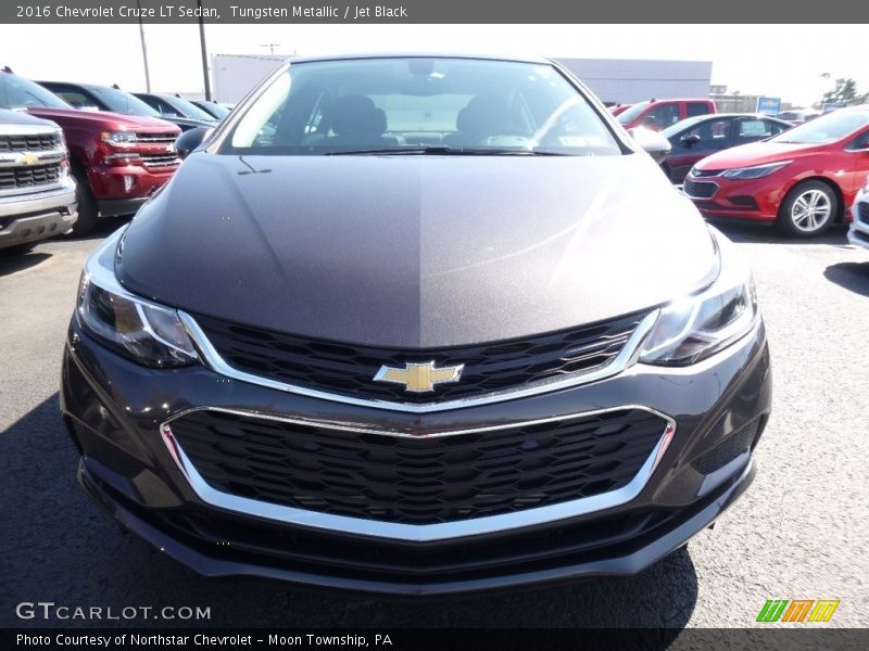 Tungsten Metallic / Jet Black 2016 Chevrolet Cruze LT Sedan