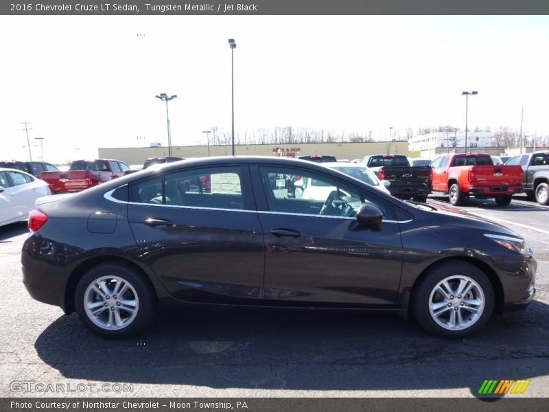 Tungsten Metallic / Jet Black 2016 Chevrolet Cruze LT Sedan