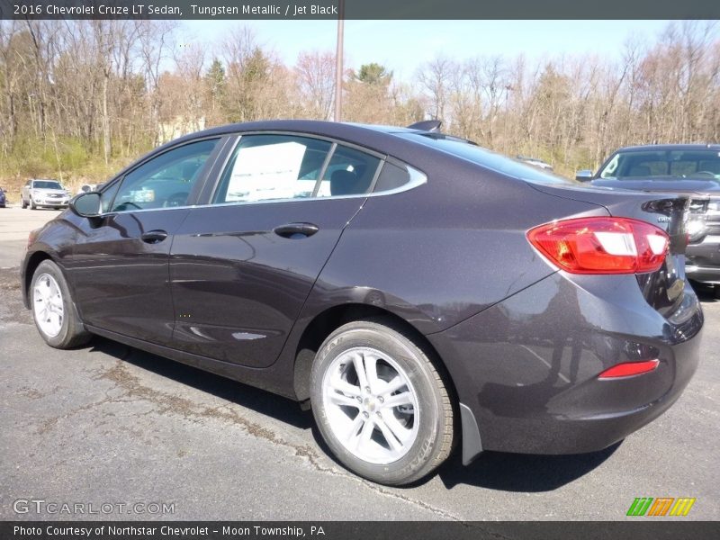 Tungsten Metallic / Jet Black 2016 Chevrolet Cruze LT Sedan