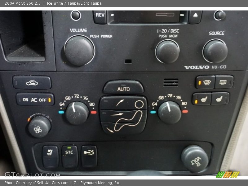 Ice White / Taupe/Light Taupe 2004 Volvo S60 2.5T
