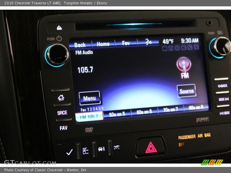 Tungsten Metallic / Ebony 2016 Chevrolet Traverse LT AWD