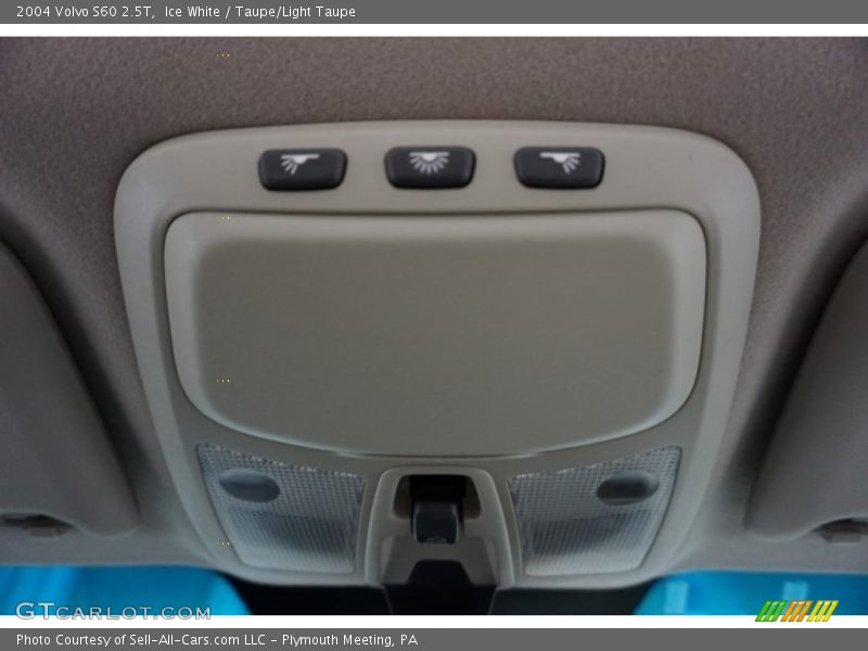 Ice White / Taupe/Light Taupe 2004 Volvo S60 2.5T