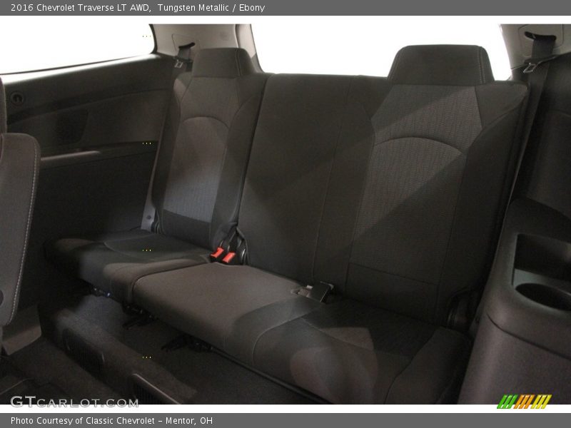 Tungsten Metallic / Ebony 2016 Chevrolet Traverse LT AWD