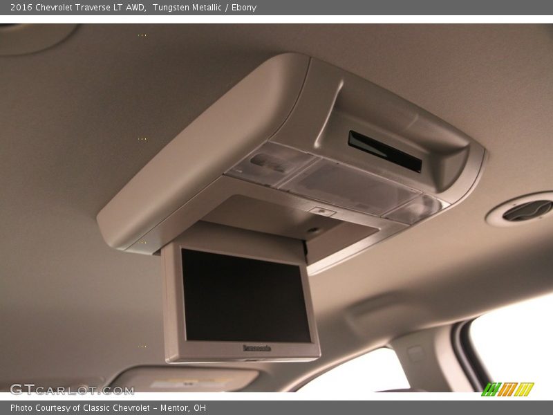 Tungsten Metallic / Ebony 2016 Chevrolet Traverse LT AWD