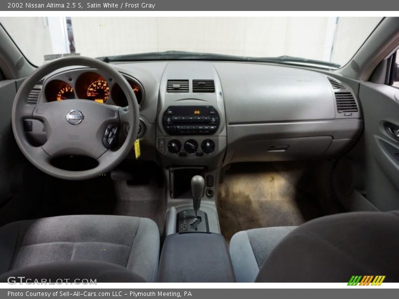 Satin White / Frost Gray 2002 Nissan Altima 2.5 S