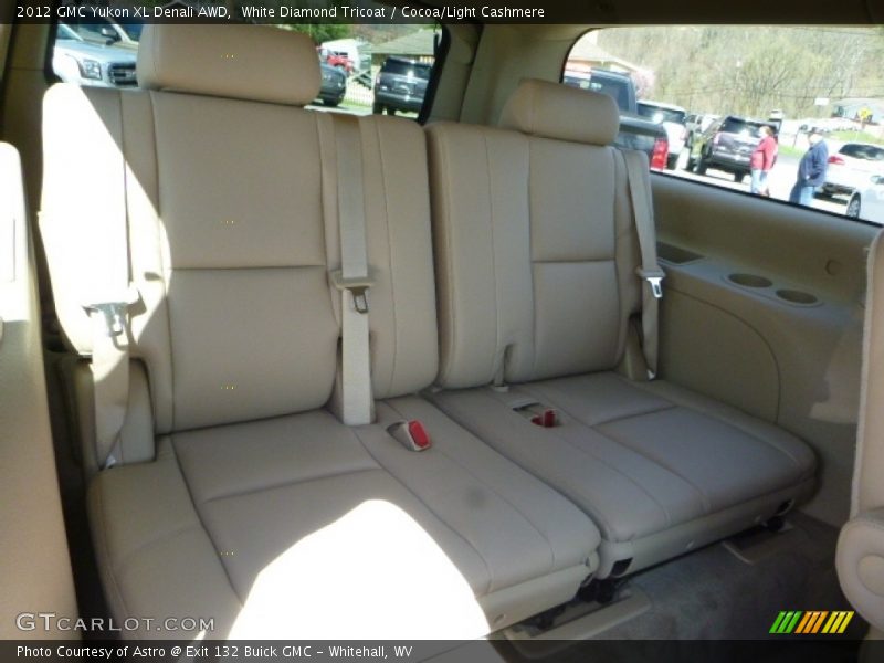 White Diamond Tricoat / Cocoa/Light Cashmere 2012 GMC Yukon XL Denali AWD