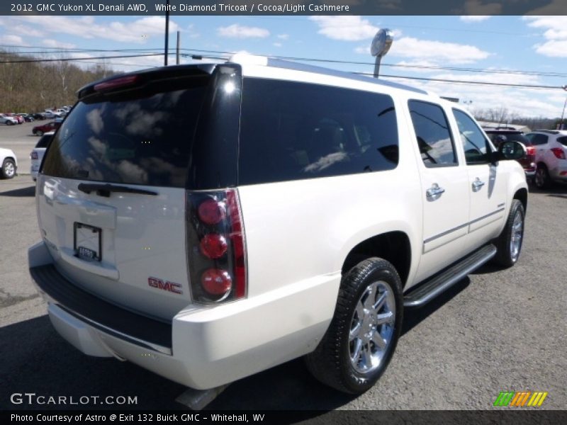 White Diamond Tricoat / Cocoa/Light Cashmere 2012 GMC Yukon XL Denali AWD