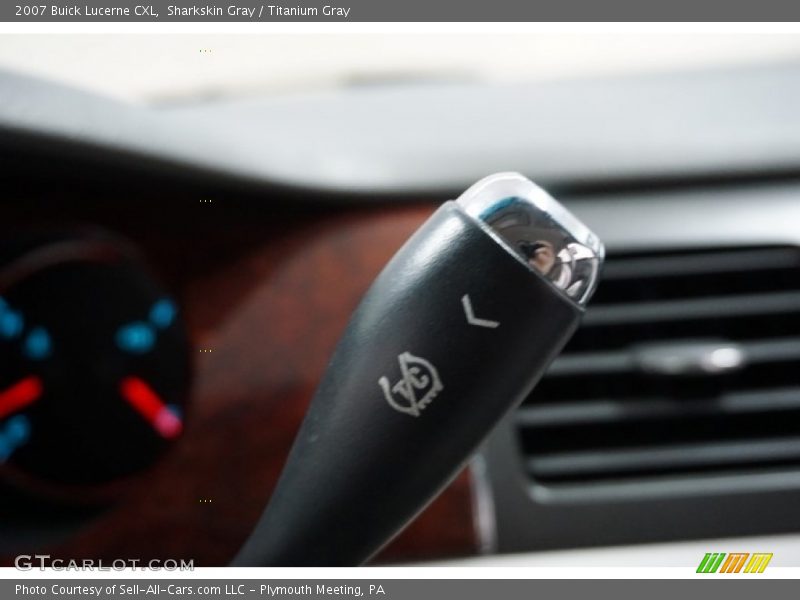 Sharkskin Gray / Titanium Gray 2007 Buick Lucerne CXL