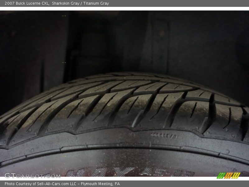 Sharkskin Gray / Titanium Gray 2007 Buick Lucerne CXL