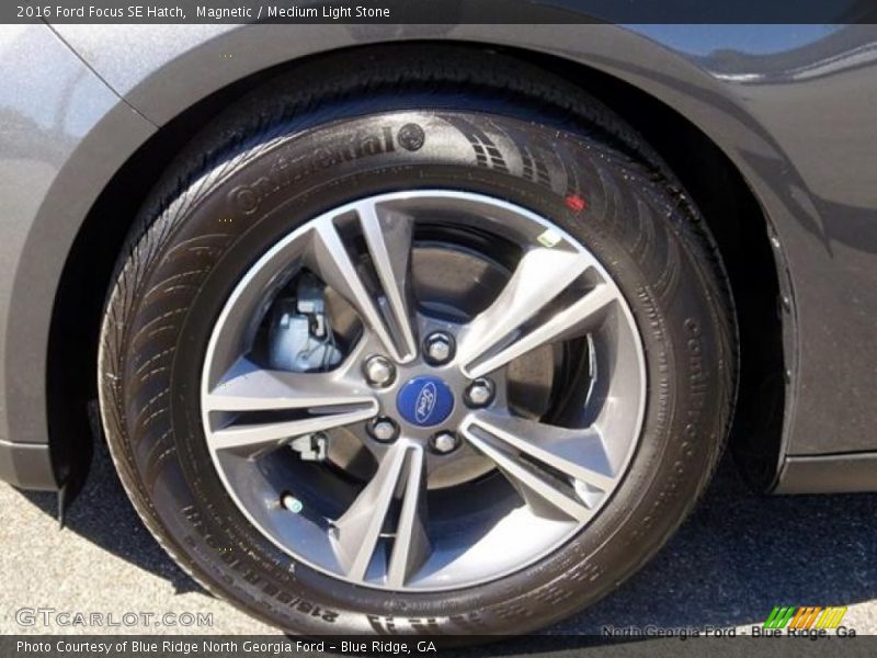 Magnetic / Medium Light Stone 2016 Ford Focus SE Hatch