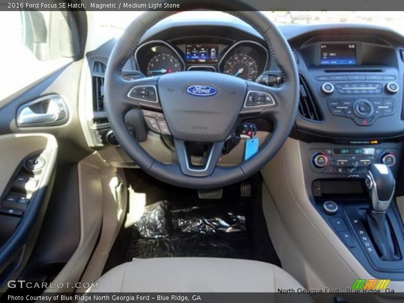 Magnetic / Medium Light Stone 2016 Ford Focus SE Hatch