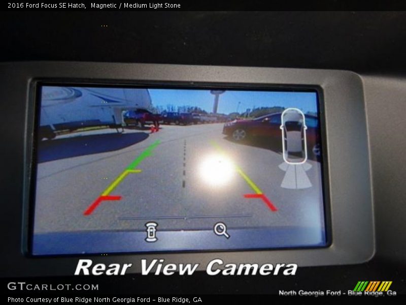 Magnetic / Medium Light Stone 2016 Ford Focus SE Hatch