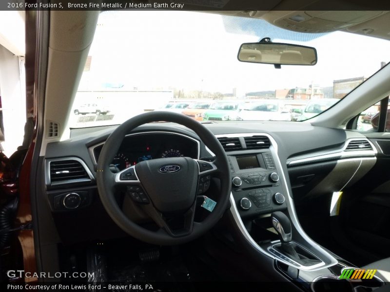 Bronze Fire Metallic / Medium Earth Gray 2016 Ford Fusion S