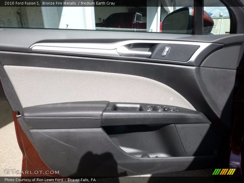 Bronze Fire Metallic / Medium Earth Gray 2016 Ford Fusion S